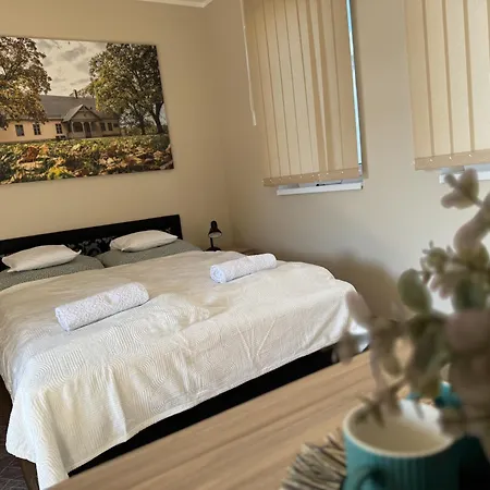 Nyeki Feszek Apartmanhaz