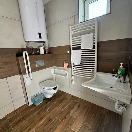Nyeki Feszek Apartmanhaz דירה Kapolnasnyek