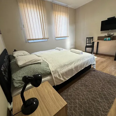 Nyeki Feszek Apartmanhaz Kapolnasnyek