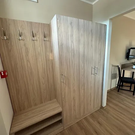 Nyeki Feszek Apartmanhaz דירה *