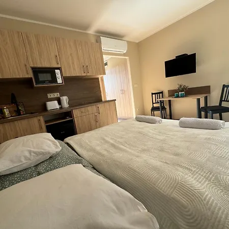Nyeki Feszek Apartmanhaz Kapolnasnyek