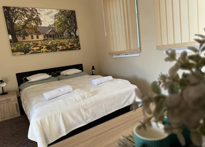Nyeki Feszek Apartmanhaz