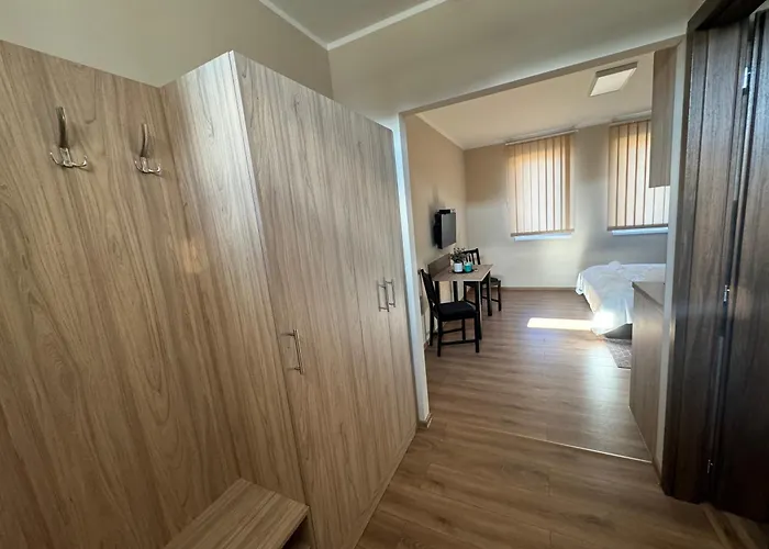 Nyeki Feszek Apartmanhaz *