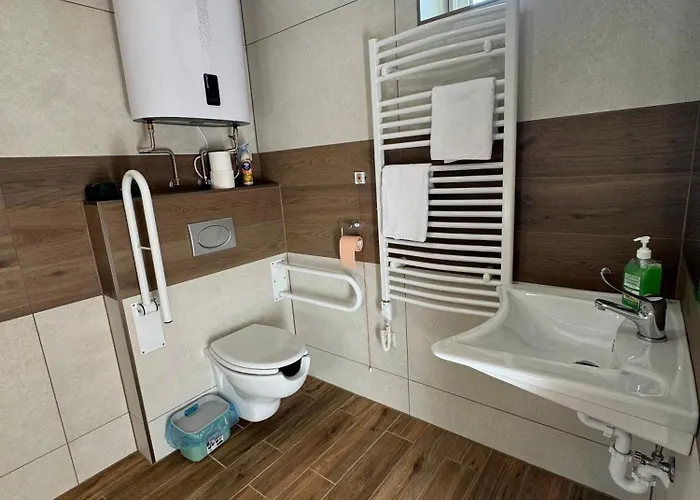 Nyeki Feszek Apartmanhaz 아파트 Kapolnasnyek